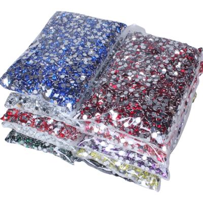 China Hot Sale Flatback Normal Colors 6mm 10000pcs Flatback Many Colors Choose Round Glue On Diamonds Rhinestones Resin Nails Art Decorations for sale