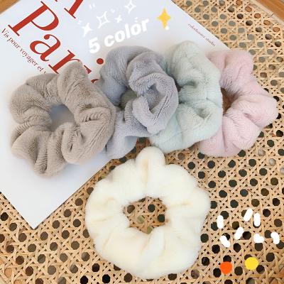 China Soft Ring Hair Accessories Internet Celebrity Ins Trendy Winter Cream Color All-match Imitation Rabbit Hair Rope ScrunchiesPlush Hair Accessories for sale