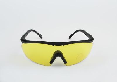 China Gafas de seguridad duplicadas amarillo, flexible durable de los vidrios ultravioletas de la protección en venta