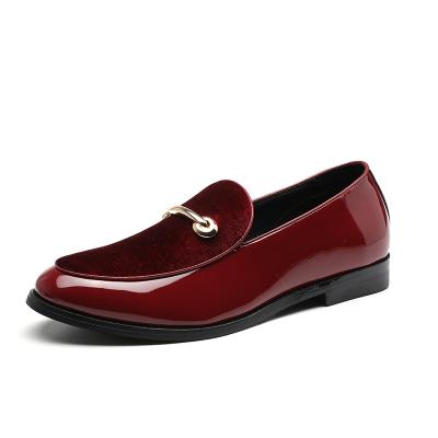 China New Trend Retro Anti-odor British Loafers Fashion Anti-odor Comfortable Flat Bottom Patent Leather Shoes Men Dress for sale