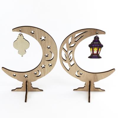 China Happy Moon Shape Muslim Hari Raya Mubarak Eid Mubarak Party Decoration Eid Wooden Craft Feast Dinner Table Ornament Decoration for sale