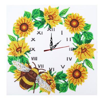 China Traditional Chinese 5d Diy Diamond Painting Cross Ctitch Kits Diamond Embroidery Landscape Moon Wall 3d Clock Painting Round Drill Gift Home Decor for sale