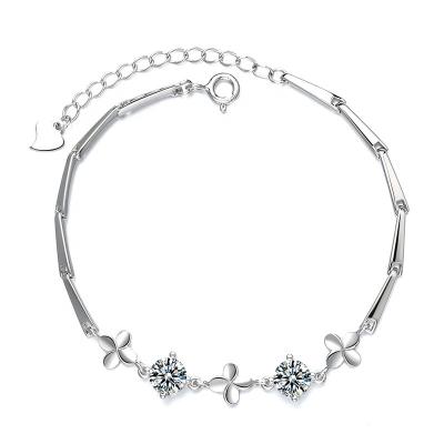 China New Trendy Fashion S925 Sterling Silver Chain Four Leaves With Diamonds Bracelet for sale