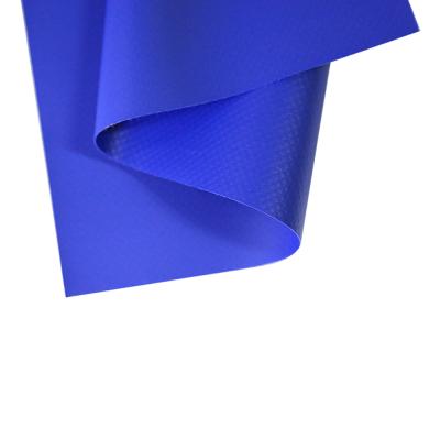 China Waterproof Blackout Polyester Materials PVC 500D Tarpaulin 0.55mm PVC Bag Fabrics for sale