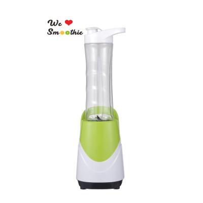 China Outdoor 600ML Mini Portable Fruit Smoothie Shake &Take Easy Disappear Personal Portable Juice Blender for sale