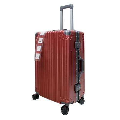 China Logo travel trolley luggage sets Aluminum hard shell suitcase set for sale