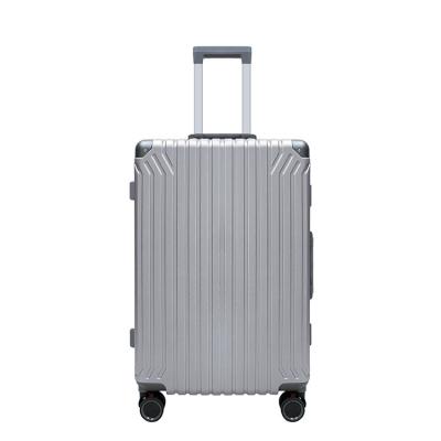 China Custom Made Trolley Suitcase Set, Aluminum+PC Trolley Luggage Set Factory for sale