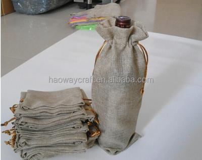 China New Style Burlap Wine Bottle Bags Running Bottle Covers Pouches Hessian Burlap Gift Packing Bag for sale