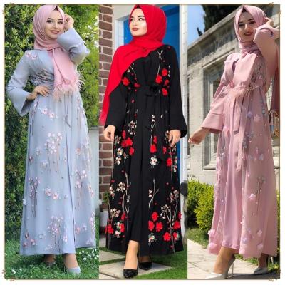 China 2020 Middle Eastern Smooth Soft Muslim Abaya Fashion Feeling Turkish Embroidered Maxi Dress And Robe for sale