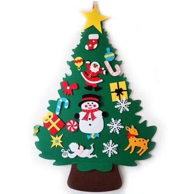 China Eco-friendly DIY Christmas Decorations Kids Hanging Party Supplies Felt Wall Christmas Tree 26 PCS for sale