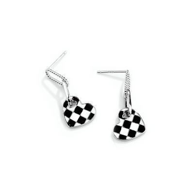 China TRENDY Fashion 925 Sterling Silver Heart Stud Earrings, Wholesale Checkerboard Enamel Stud Earrings for sale