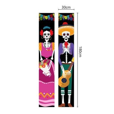 China 2023 New Halloween Outdoor Flag Couplet Halloween Indoor Hanging Decoration Funny Ghost Skeleton Horror Couple Door Curtain Decoration for sale