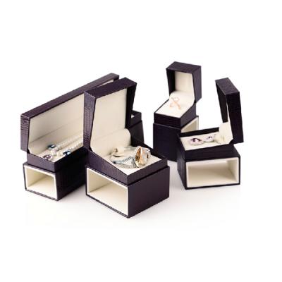 China Luxury Customized Promotional Wooden Paper Jewelry Box for sale