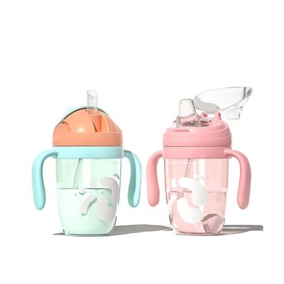 China Hot Selling BPA Free Straw 300ml BPA Free PP Straw Cup V-Type Feeding Bottle Baby Bottle With Tube Hands Free for sale