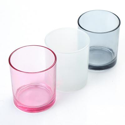 China Home Colored Customized Glass Candle Jars Glass Candle Holder For Home Decoration Empty Candle Jar for sale