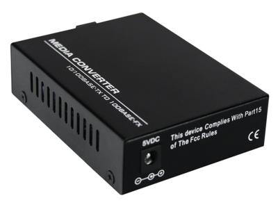 China MDIX SM SC Fiber Optical Converter 20km Fiber Optic To Rj45 Media Converter for sale