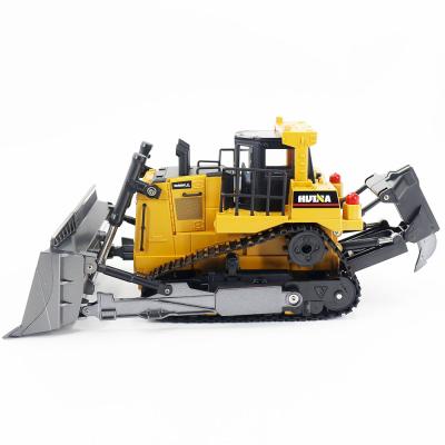 China RC Model Huina 1569 Heavy Alloy 2.4GHz 1/16 Bulldozer 8channel Bulldozer RC Truck Toy for sale