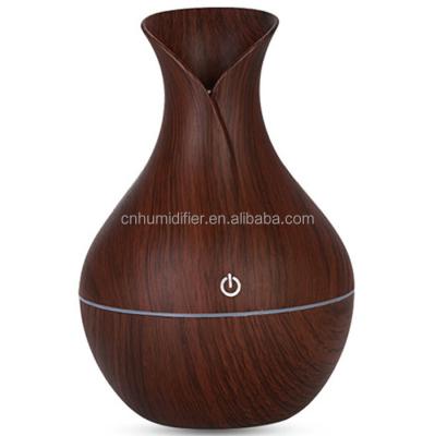 China Color Changing Wooden Grain 2021 Ultrasonic Aroma Diffuser 130ml Factory Success LED Light Humidifier Oil Diffuser Mini Humidifier Aroma Diffuser for sale