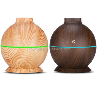 China 2021 Ultrasonic Aroma Diffuser 130ml Wood Grain Ball Shape Factory Success RJYX-004 7colors LED Light Humidifier Oil Diffuser Mini Humidifier for sale