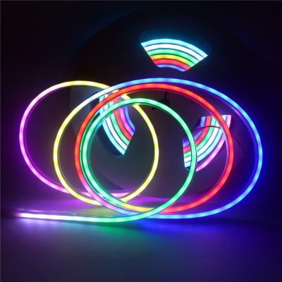 China LANDSCAPE DC12V WS2811Silicon Tube IP67 Waterproof 60leds/m Neon Strip Light Strip For Home Bar KTV Store 5m 5050 RGB Led Pixel Neon Rope for sale