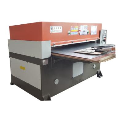 China Factory Price Leather Shoe Upper Cutting Machine for sale