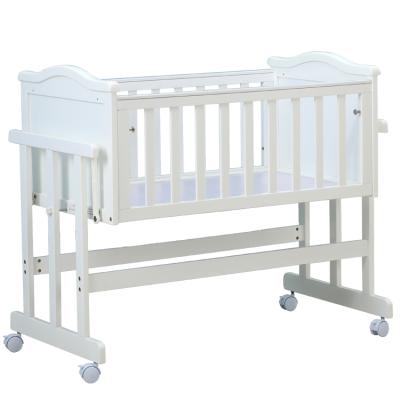 China New Type Portable Crib Baby Sleep Safety Bargain Price Bed Wood Baby Crib for sale