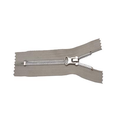 China YAB Import China Sustainable Goods Customized Reversible Gray Color Open End Aluminum Teeth Zipper for sale