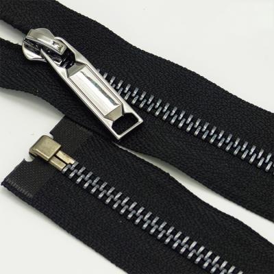 China High Quality Viable Custom YAB Metal Zipper For Clothing, Wholesale Copper Y Teeth Black Gold 5# Zipper For Bags for sale