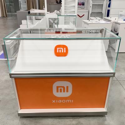 China Hot Modern Custom Acrylic Metal MDF Mobile Showcase Design Price Manufacturer Shop Led Show Case for sale