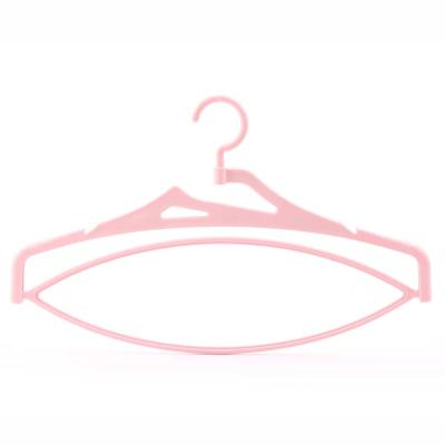 China New CLASSIC Wholesale Plastic Hanger Universal Wrinkle - Proof Stretch Hanger Home Rack Creative Clothes Drying Anti-Skid Support for sale