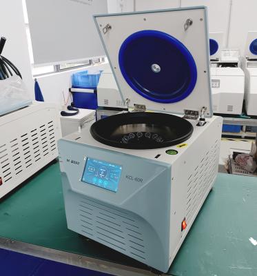 China 100ml Benchtop Low Speed Refrigerated Blood Centrifuge for Laboratory Use for sale