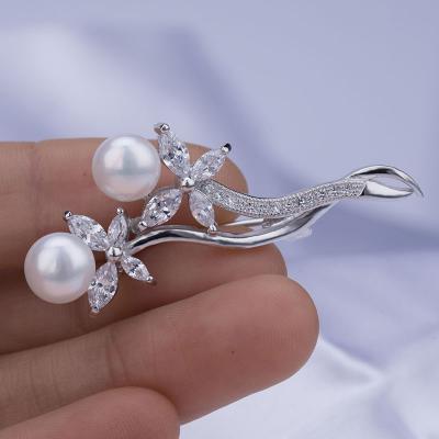 China Sterling Silver Brooch Factory Fashion Wholesale Flower Shape Elegant Rhinestone Brooches For Women for sale