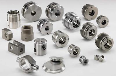 China hydraulic cylinder components, cylinder pistons, glands, end caps,rod end for sale