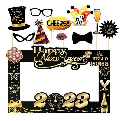 China 350gsm Card Paper Photo Frame 2023 Happy New Years Eve Party Decorations for Fancy Booth Home Photobooth Family Photo Props Favor Supplies for sale