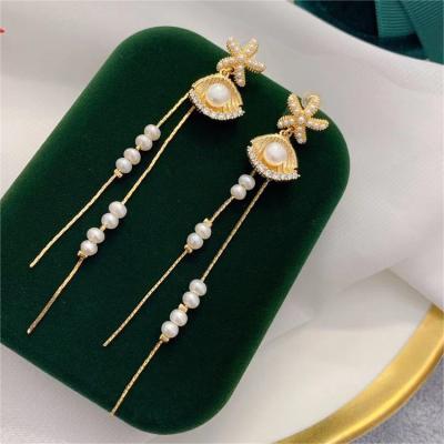 China New Retro Hot Selling Environmentally Friendly Shell Pearl Pendant Stud Dangling Starfish Earrings Women Beach Wind Jewelry for sale