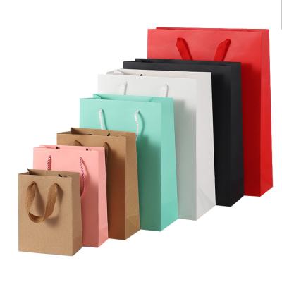 China Recyclable Paper Kraft Paper Bag Customized Recyclable Paper Bag for sale