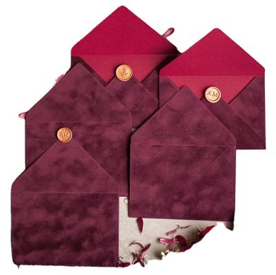 China Luxury Gift Envelope Burgundy Suede Envelope Wallet Form Velvet Envelope with Wax Seal Closure and Custom Foiling Printing for sale