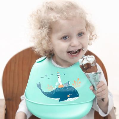 China Washable Natural Waterproof Sleeveless Kid Eating Learning Silicone Bib Food Pocket Catcher Three-Dimensional Waterproof Bibs for sale