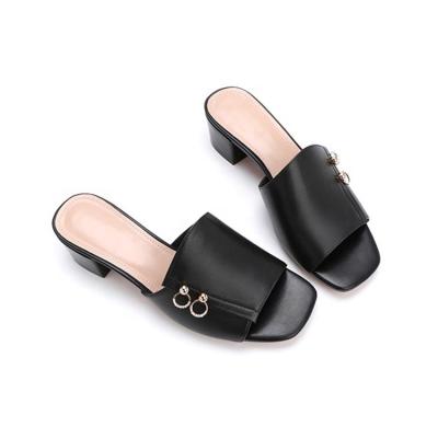 China Anti-odor Design New Fashion Spanish Genuine Leather Slippers Made in Canton Shoes Factory for sale