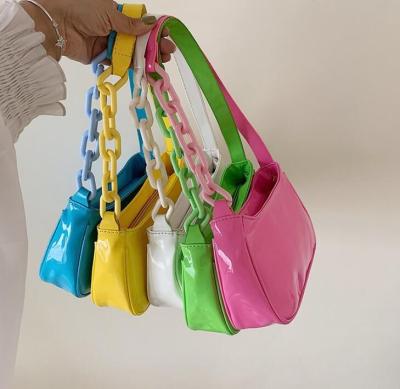 China New high quality design shoulder chain bags candy color purses women clip 2021 handbags for sale