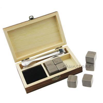 China Viable Spirits Mug Tool Kit Cooling Rocks Set For Christmas Chill Stones Rock Set for sale