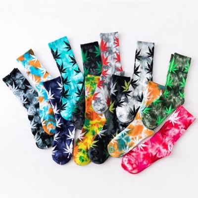 China Free Sample Wholesale Fashional Athletic Sports Weeds Socks For Women Leaf Hip Hop Men Socks Man Calcetines for sale