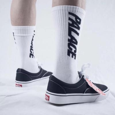 China Custom Couples Logo Skate Socks Sports Antibacterial , Customizable Cool Sneakers Socks Men for sale