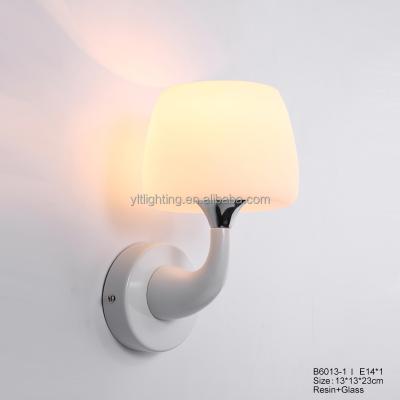 China Modern Glass Wall Lamp Modern Simple Shape Small Light Wall Lamps Led Home Lighting Interior Wall Led Light for sale