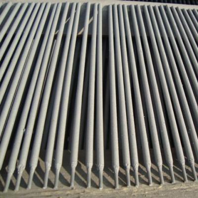 China Low price low alloy steel welding electrodes for heat resistant E7018-A1 for sale