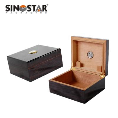 China Spanish Cedar Wooden Cuba Cigar Cases Humidor Box Top Glossy Painting Gift Box High Hold Cigars Sale for sale