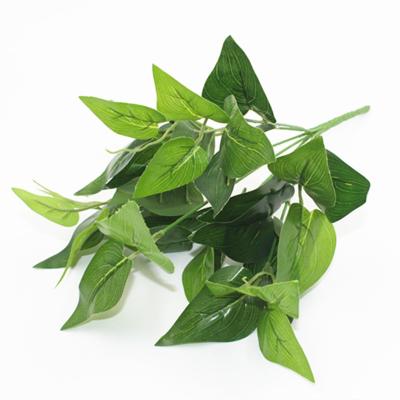 China Simulation Plant Plastic Wall Green Plant Decoration Leaves Flower Potted Small Green Leaves Artificial Flower Radish for sale