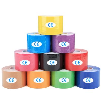 Chine Tape cinésiologique 10cm 2,5cm 3,8cm 5cm 7,5cm imperméable à l'eau respirable dans différentes couleurs à vendre