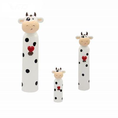 China Custom Made Porcelain Ceramic Home Decor Porcelain Cow Animal Figurine for sale