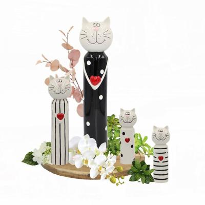 China Popular Porcelain Gifts Vivid Ceramic Fashion Birthday Gift Cat Wedding Gift Home Decoration for sale